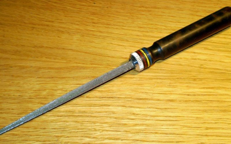 Напильник