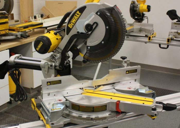 DeWALT DW713