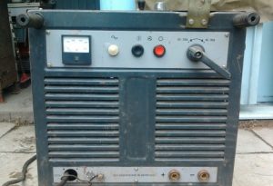 Сварочный выпрямитель ВД-306 - панель управления